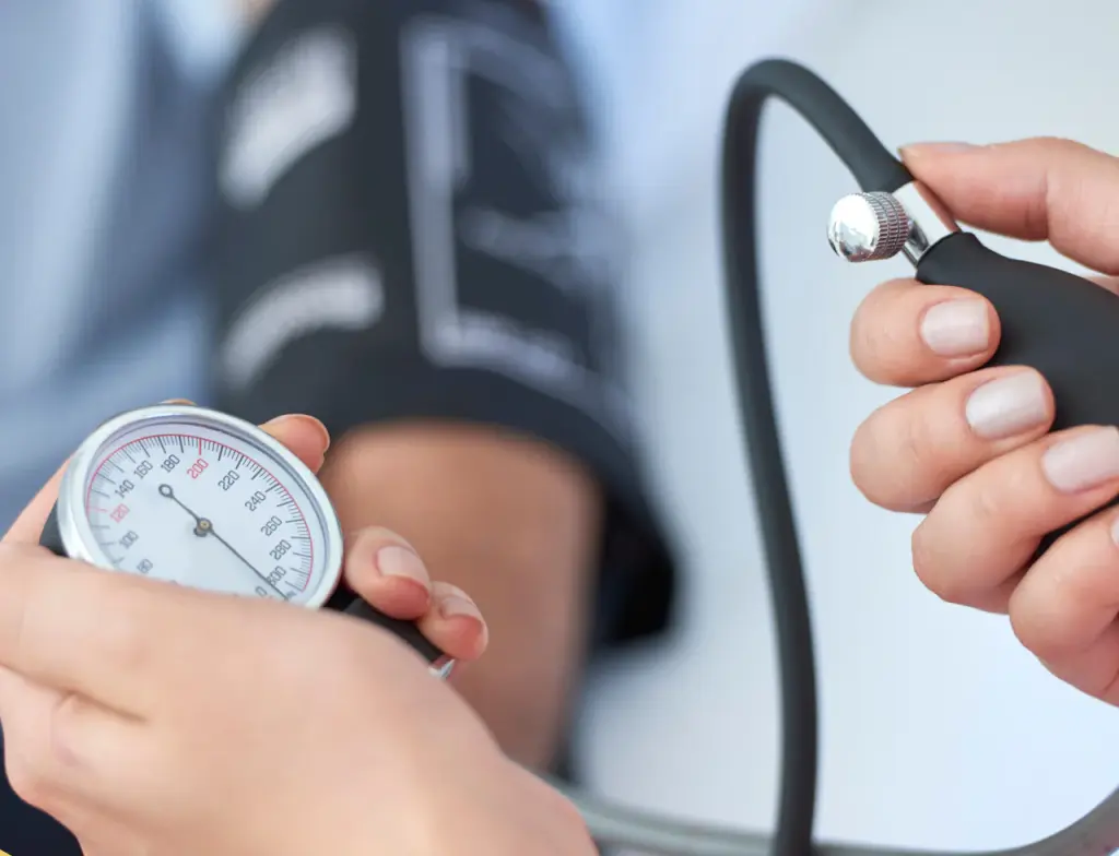 High Blood Pressure Causes 400,000 Deaths Annually in Pakistan