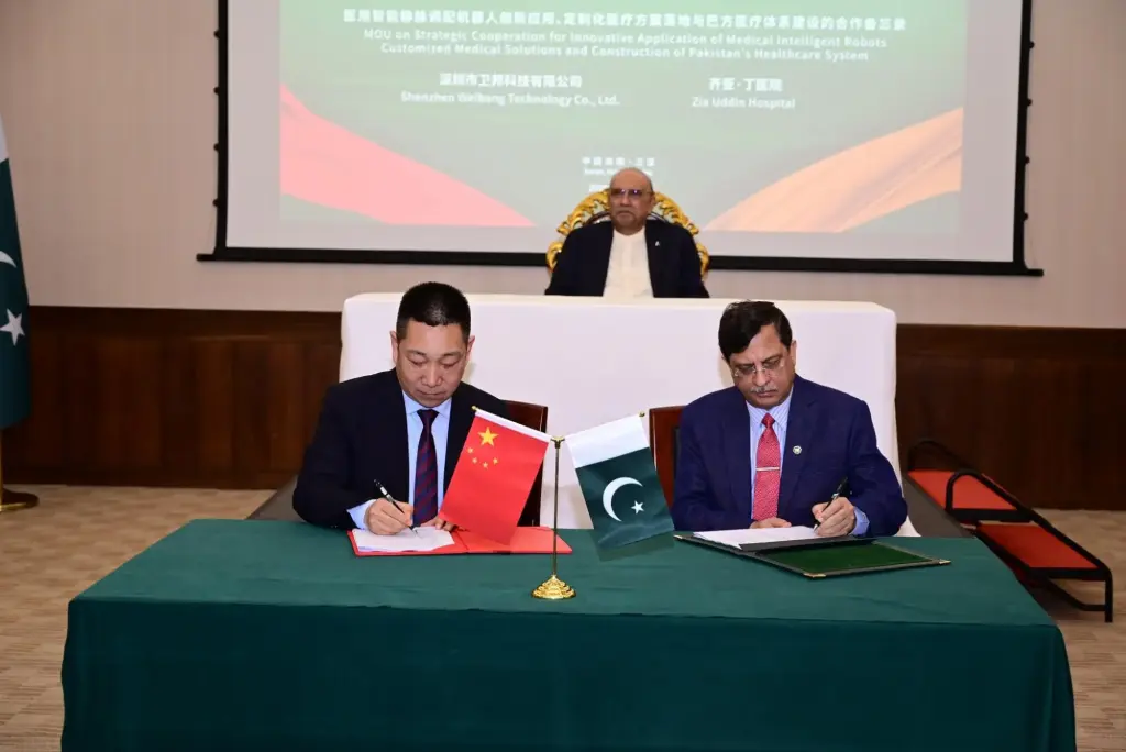 Pakistan and China Strengthen Ties with Deals on Machinery, Vaccines, and Medical Tech